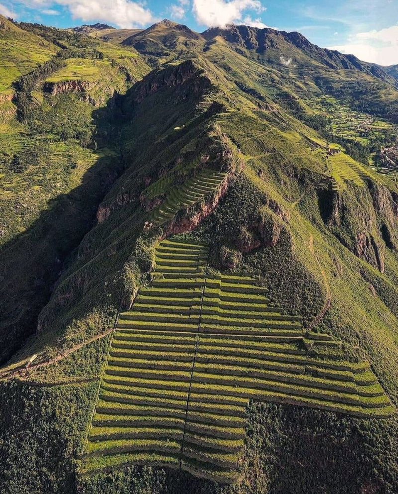 Sacred Valley & Machu Picchu 2-Day Tour