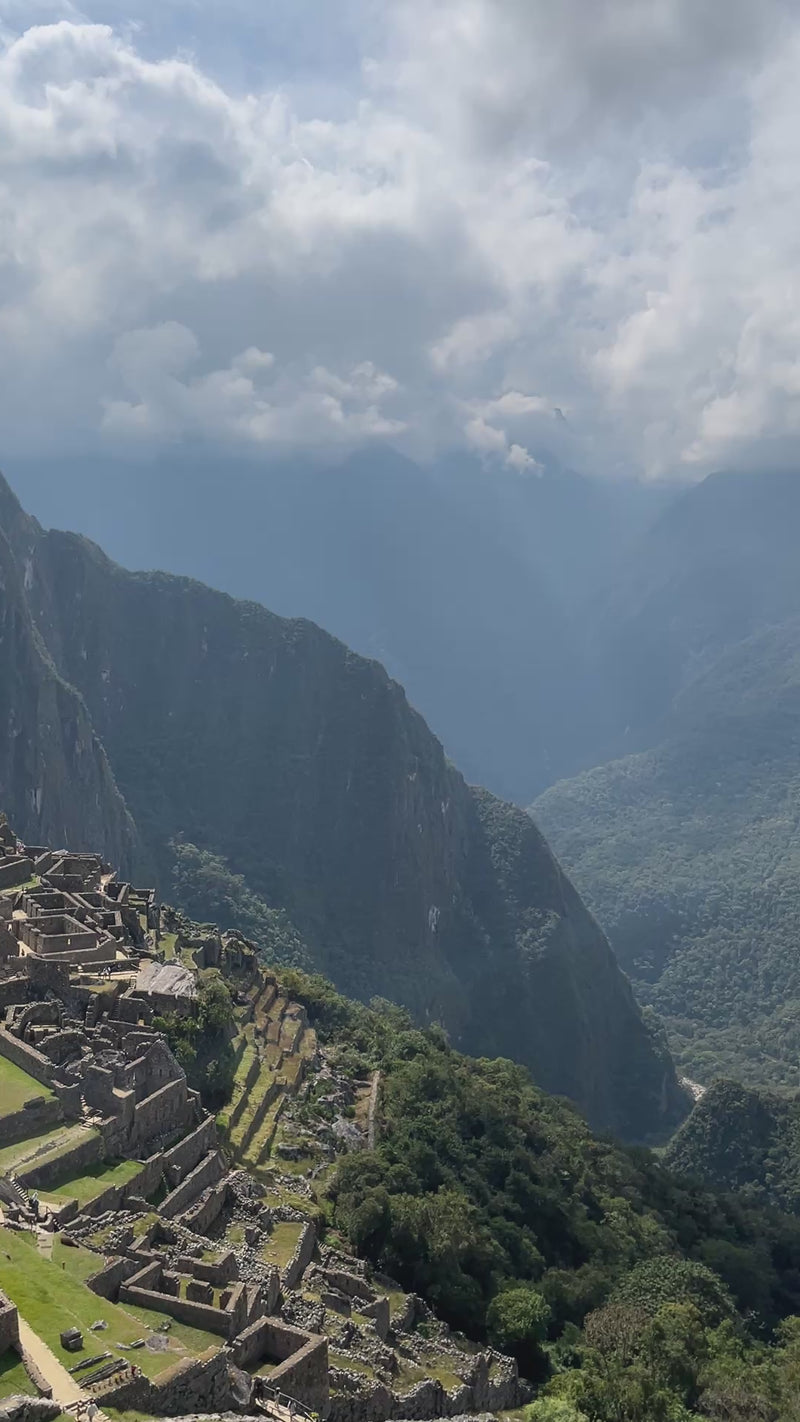 One-Day Inca Trail Hike to Machu Picchu